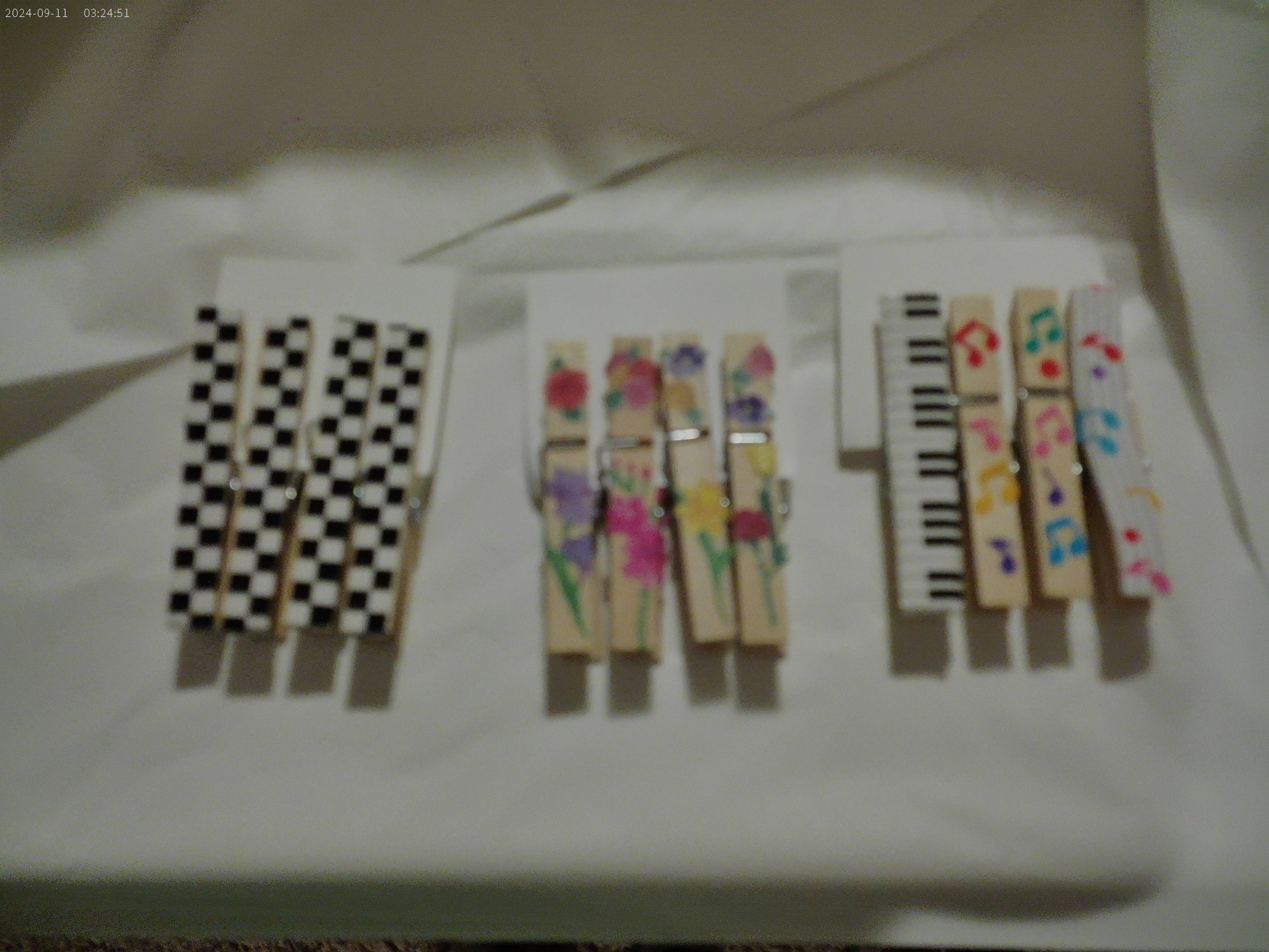 Paper cilps